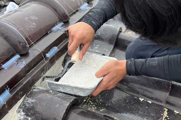 大工の知見を活かした「雨漏り再発ゼロ」の根本修理を実現